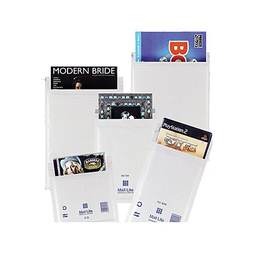 Sealed Air White Bubble Mailers L110 x W160 mm - 100 - £6.52